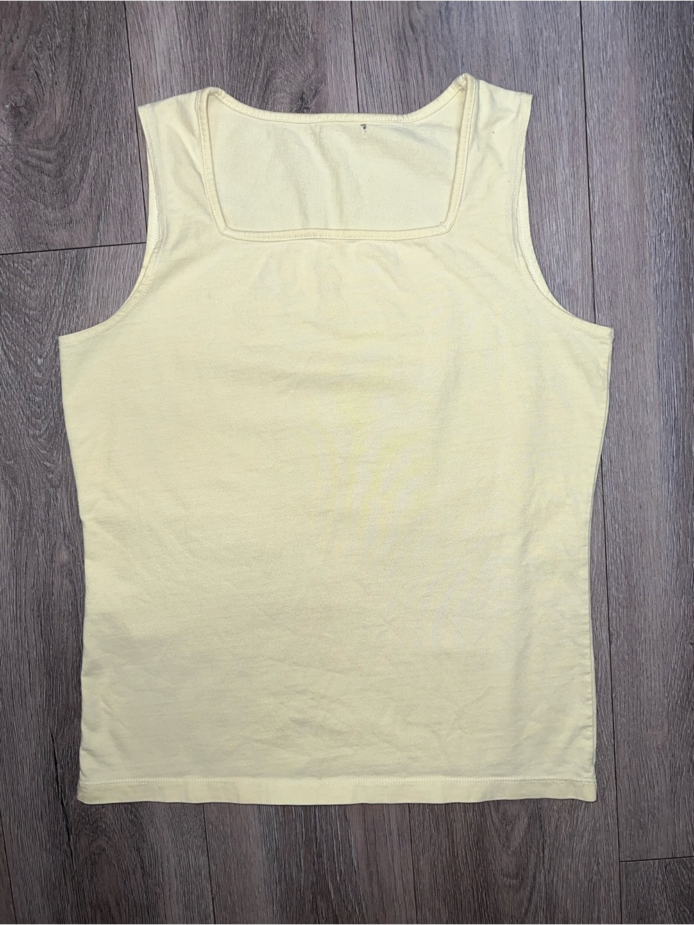 Light Pale Yellow Square Neck Sleeveless Tank Top Size Small